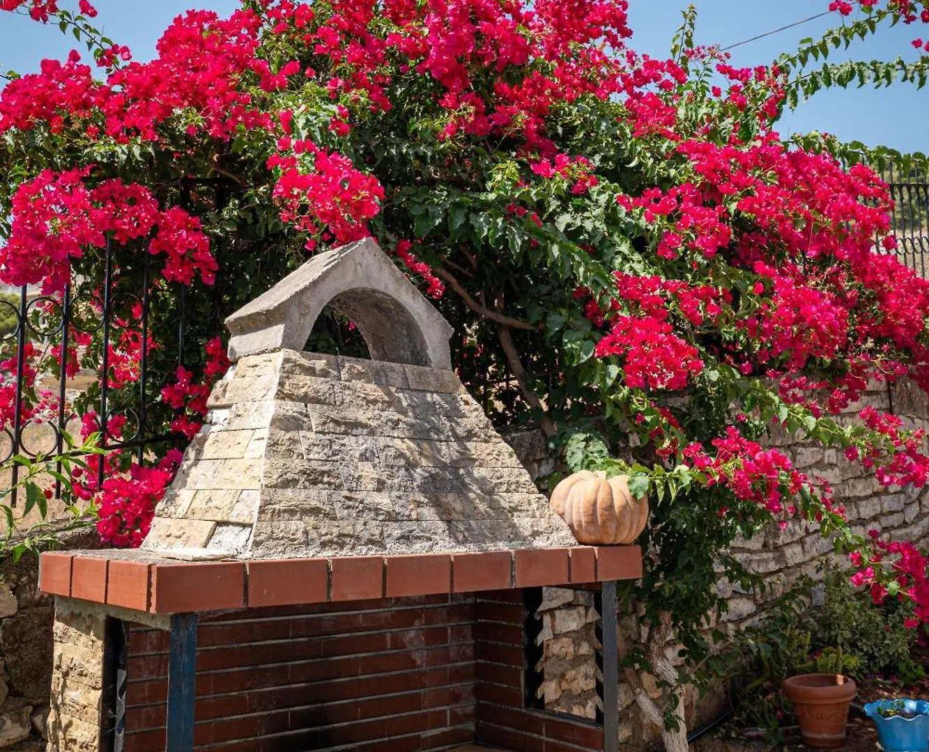 Euphoria Apartments Sarandë 0*,