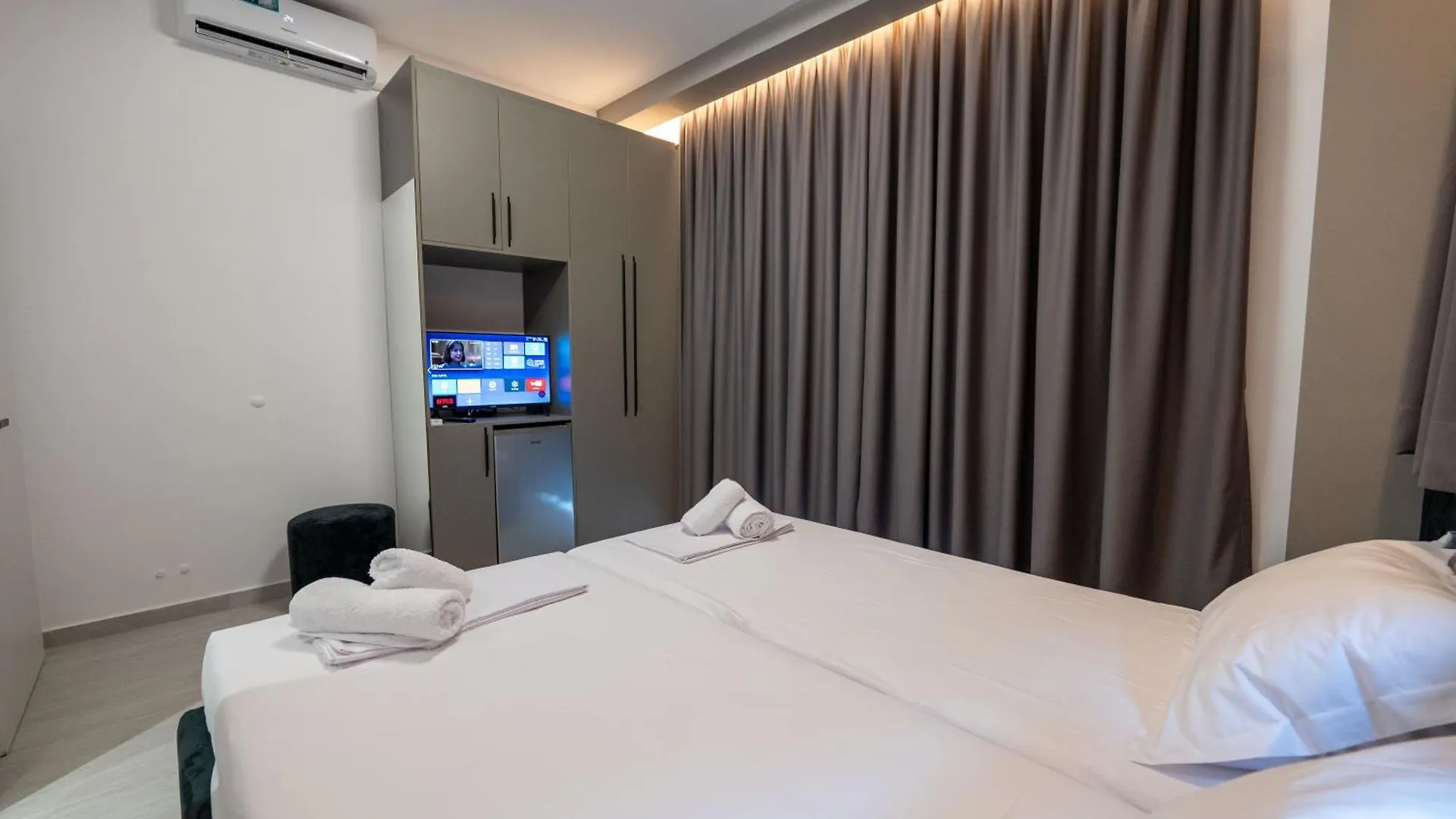 Euphoria Apartments Sarandë 0*,  Albania