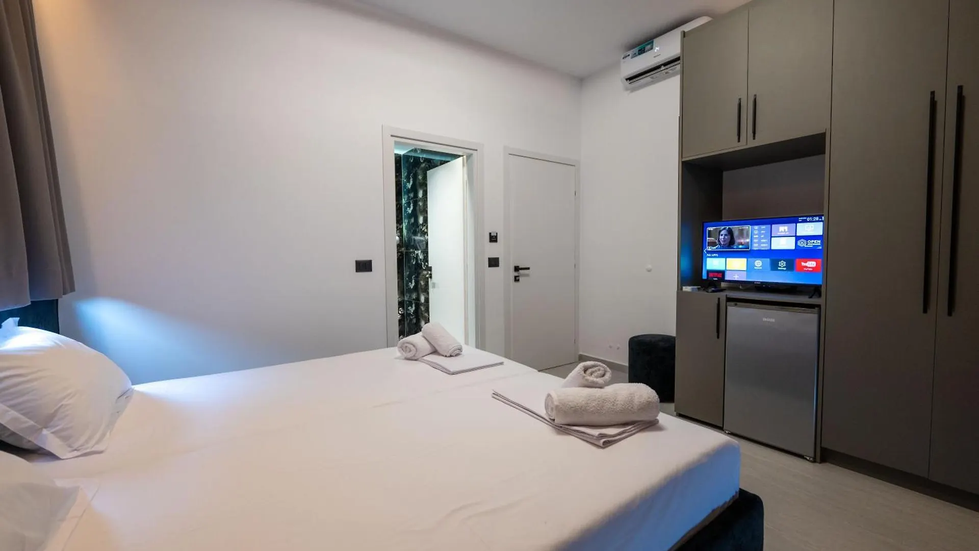 Euphoria Apartments Sarande Albania