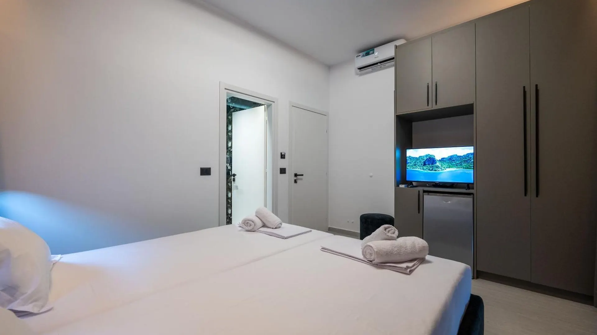 Euphoria Apartments Sarande