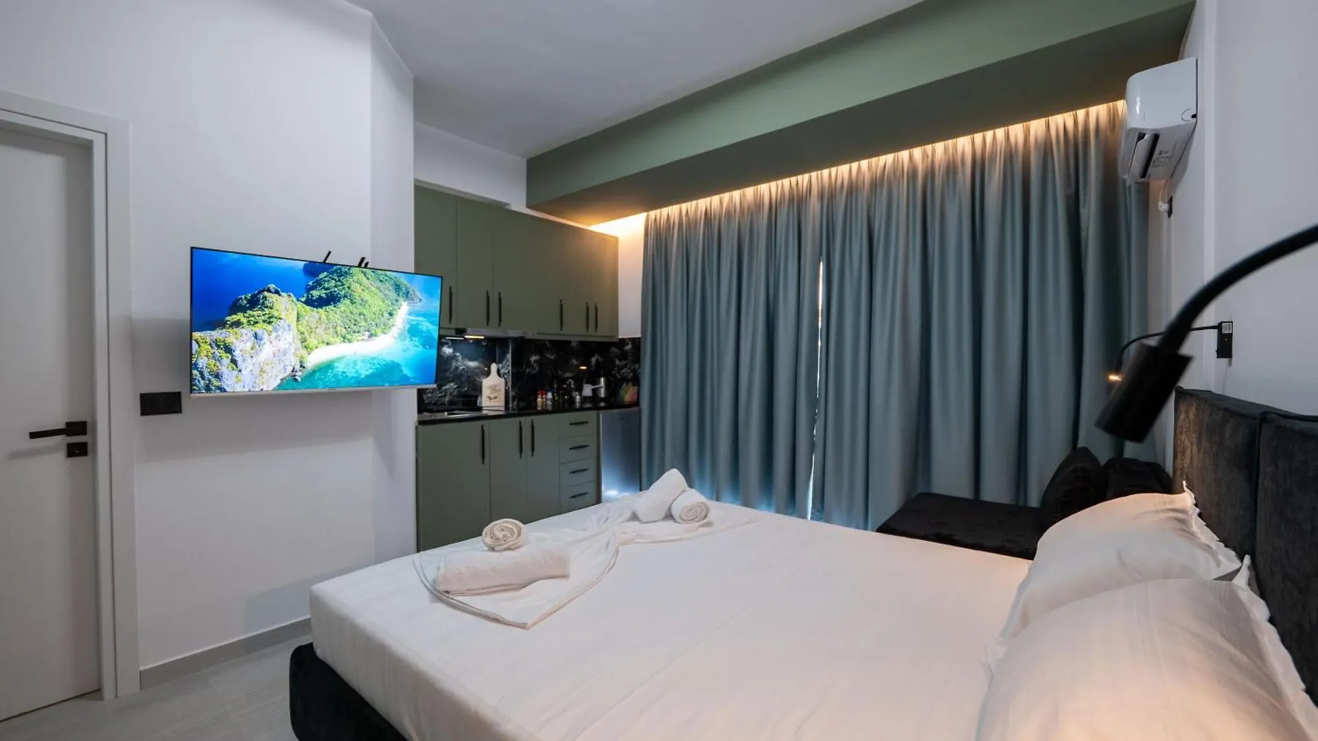 Euphoria Apartments Sarandë 0*,