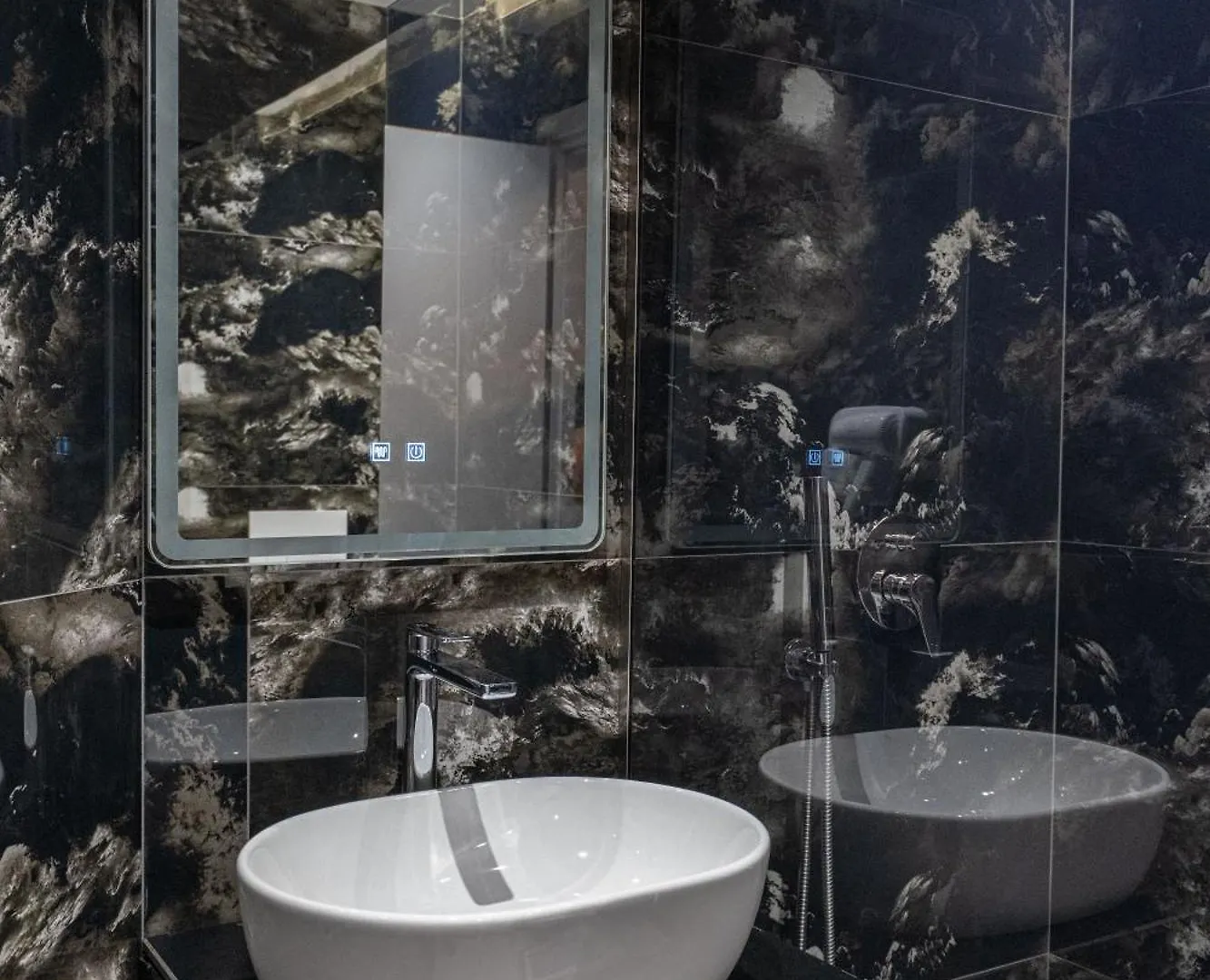 Euphoria Apartments Sarandë 0*,