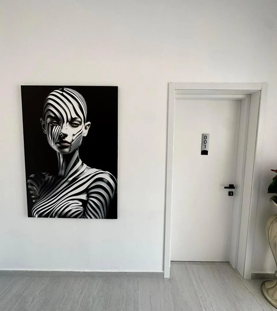 Euphoria Apartments Sarande